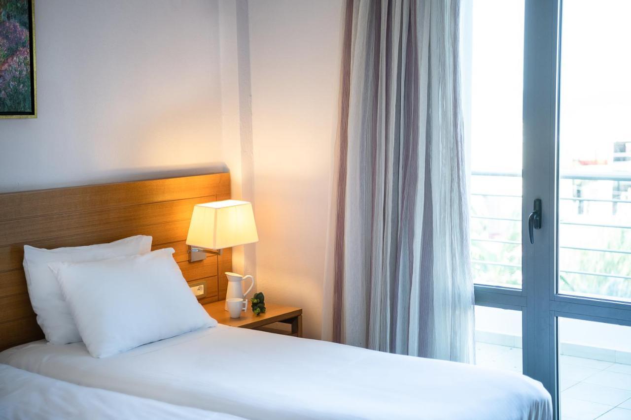 Porto Platanias Village Resort Экстерьер фото